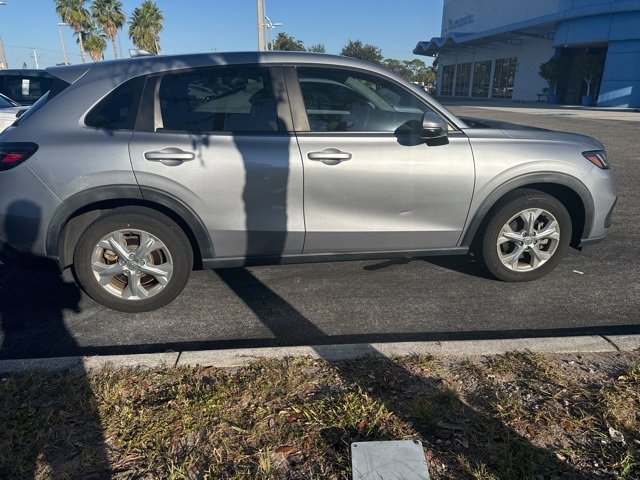 2023 Honda HR-V LX photo 4