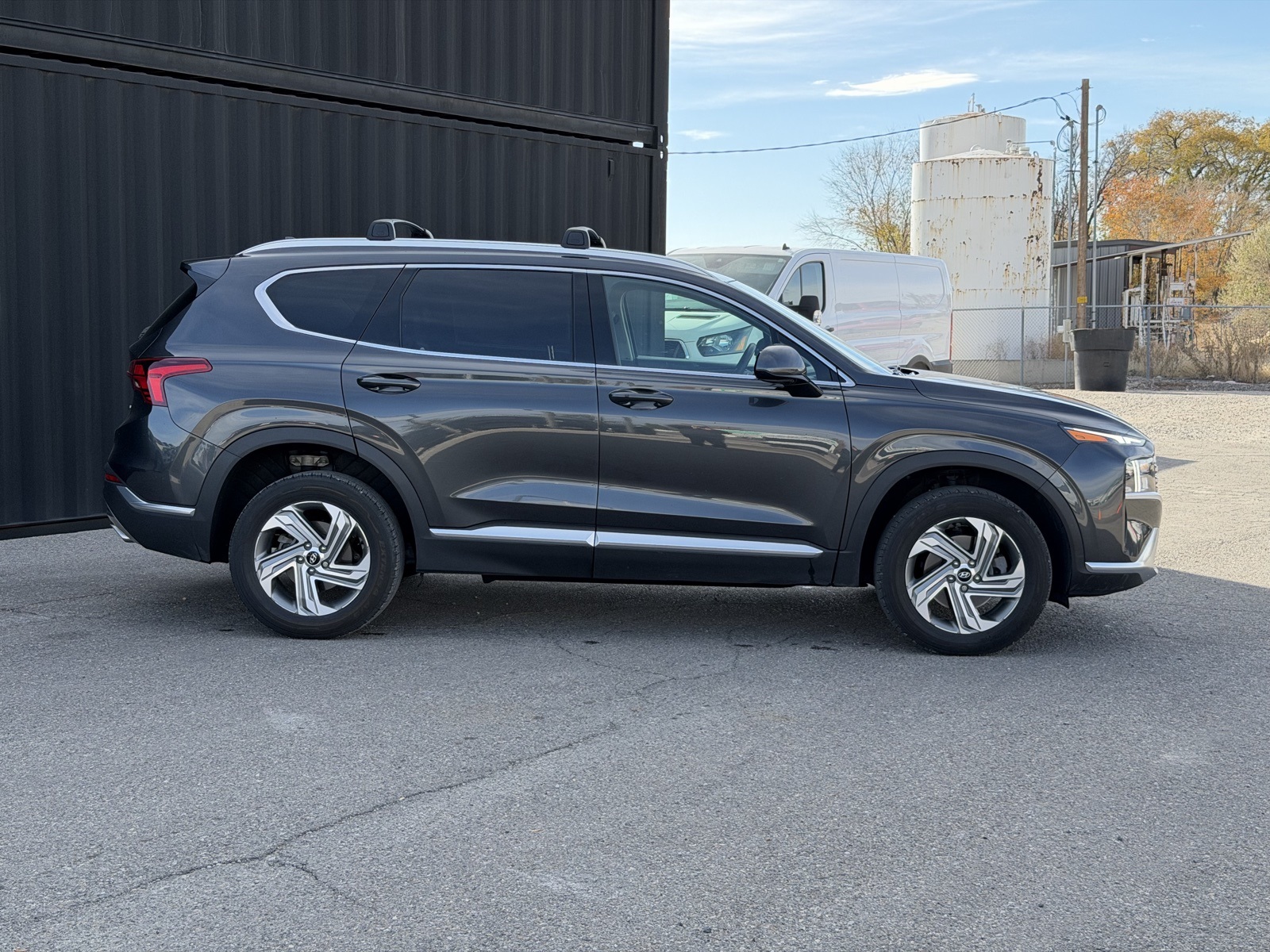 2022 Hyundai Santa Fe SEL photo 3