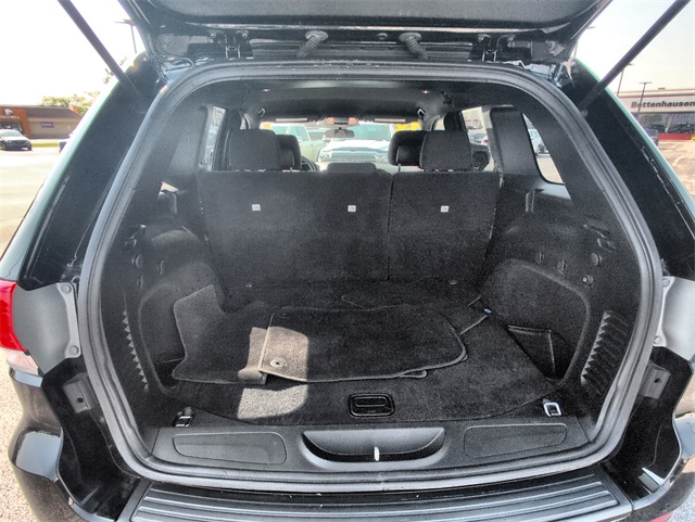 2018 Jeep Grand Cherokee Laredo E photo 21