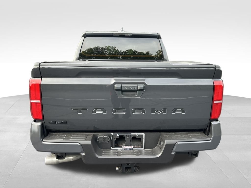 2025 Toyota Tacoma TRD Sport 4x4 Double Cab photo 4