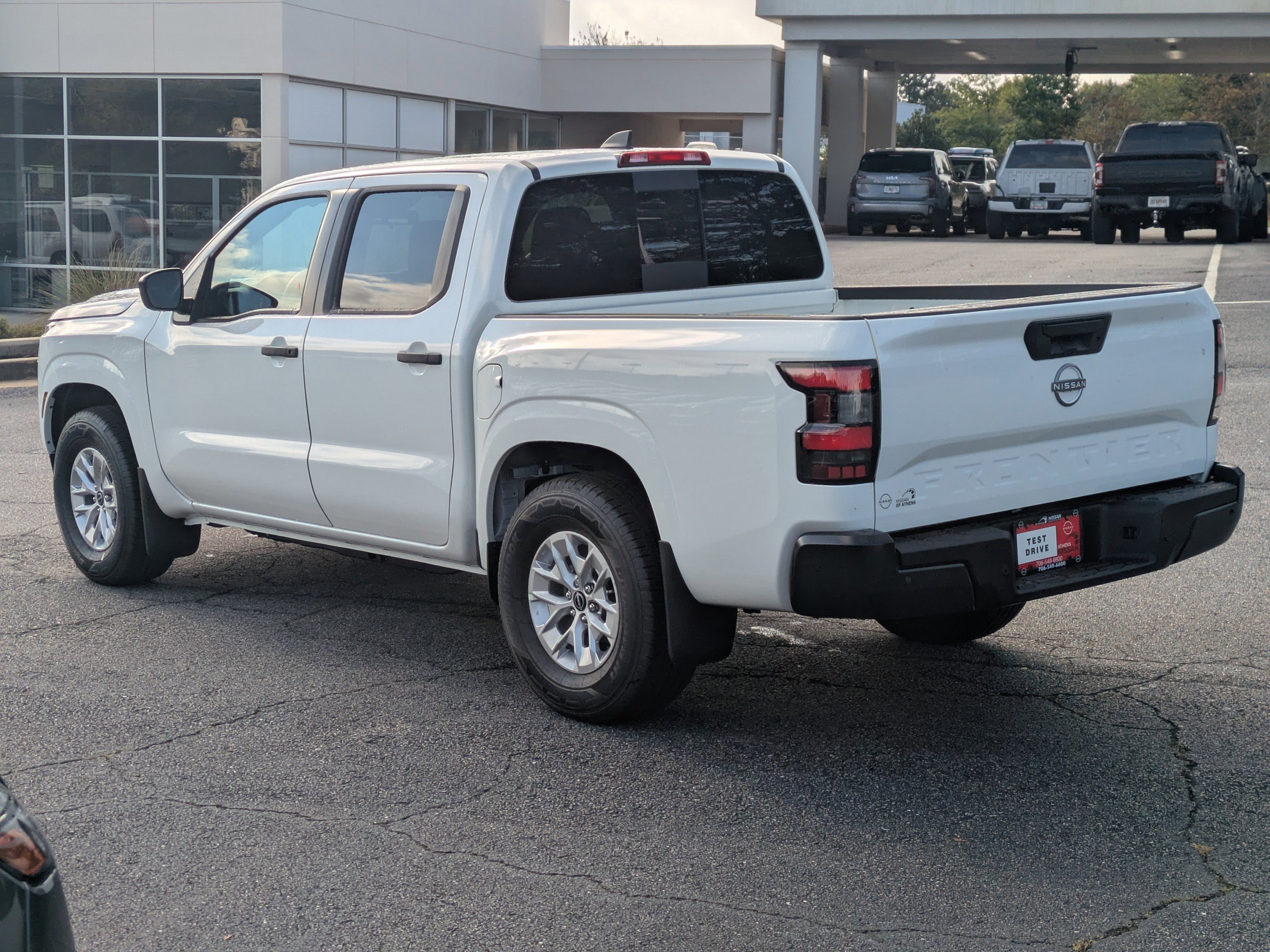 2026 Nissan Frontier S photo 3