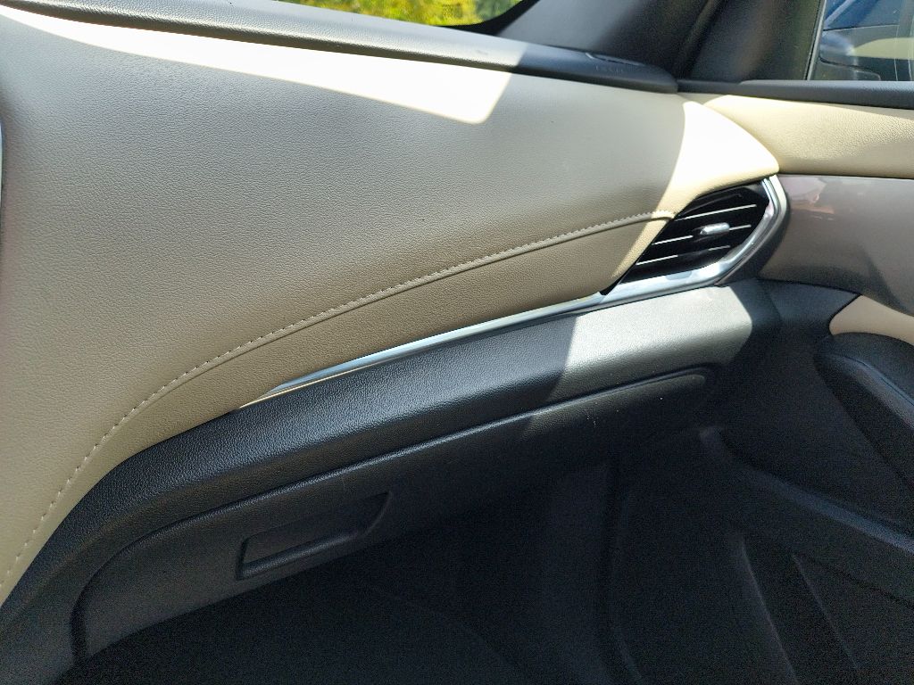 2022 Chevrolet Traverse LS photo 23