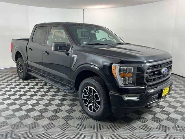 2022 Ford F-150 XLT photo 3