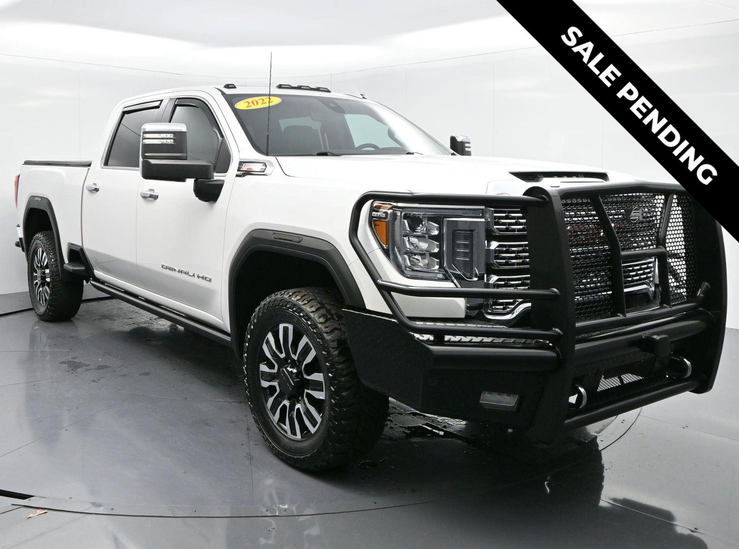 2022 GMC Sierra Denali's photo