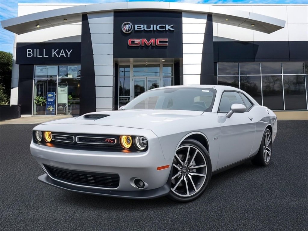 2023 Dodge Challenger R/T's photo