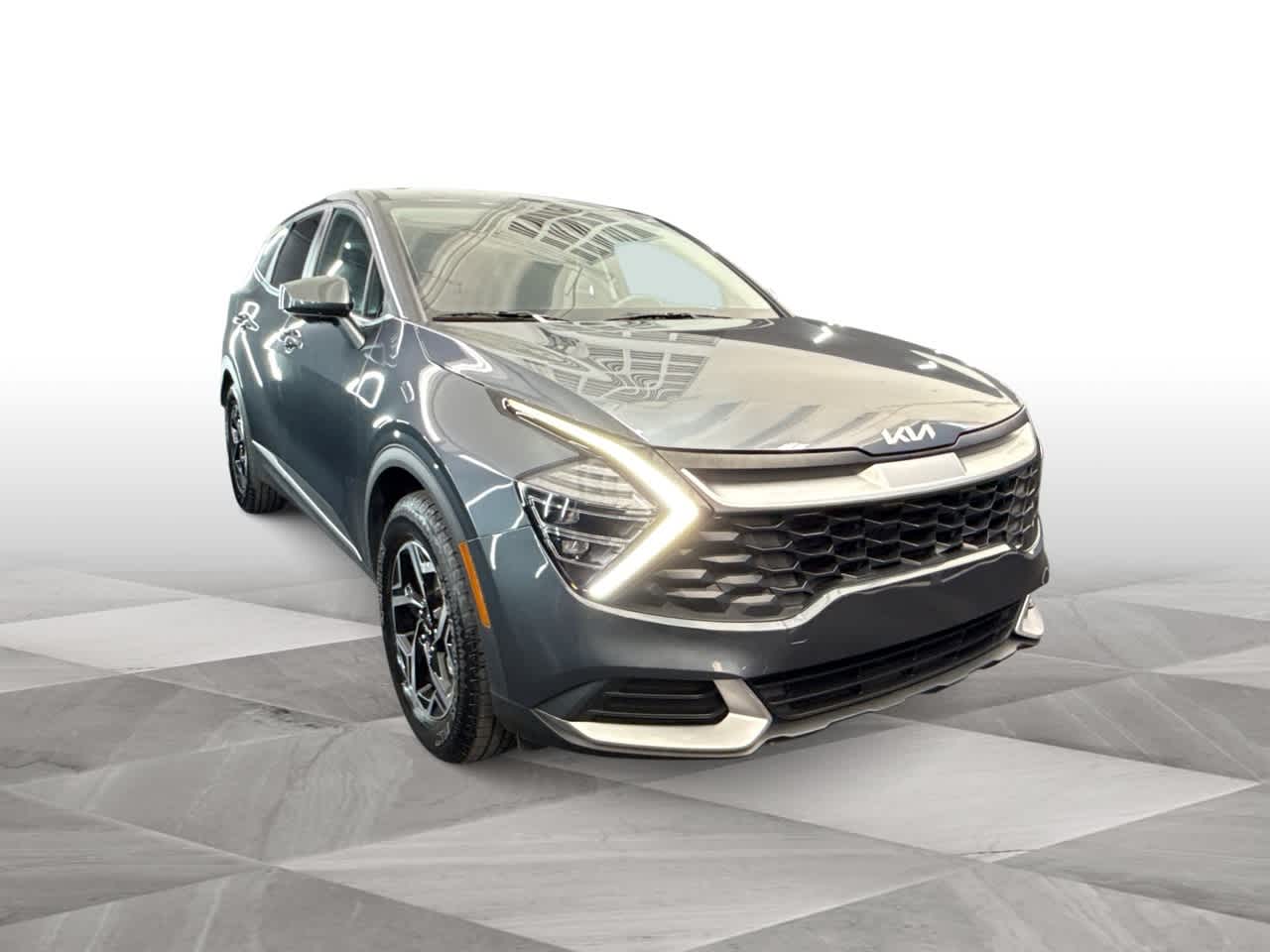 2024 Kia Sportage LX photo 2