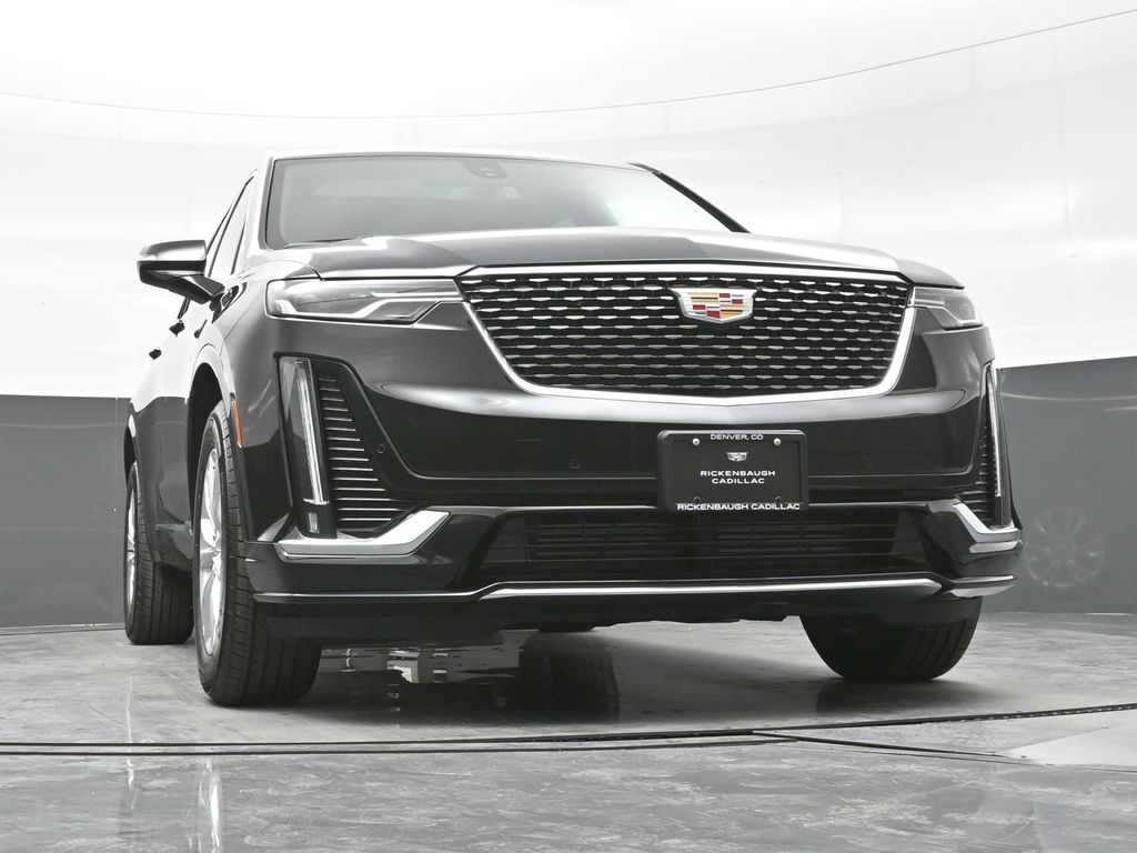2025 Cadillac XT6 Luxury photo 16