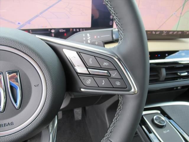 2025 Buick Enclave Preferred photo 18