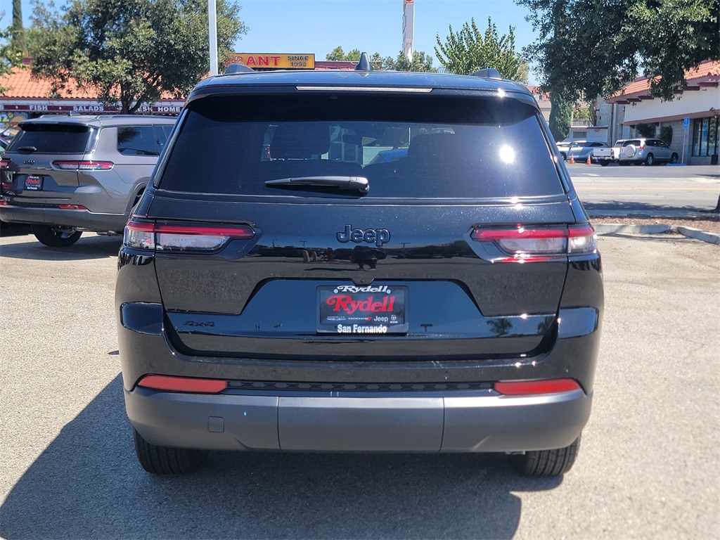 2025 Jeep Grand Cherokee Altitude X photo 3