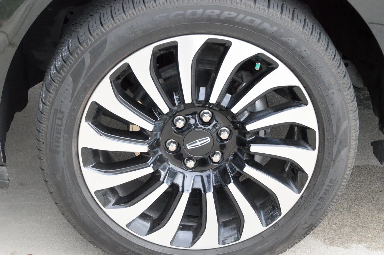 2023 Lincoln Navigator Black Label photo 9