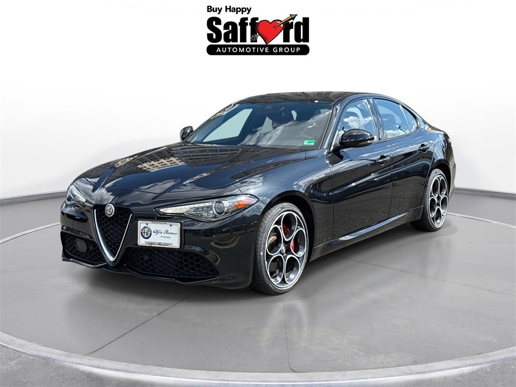 2022 Alfa Romeo Giulia