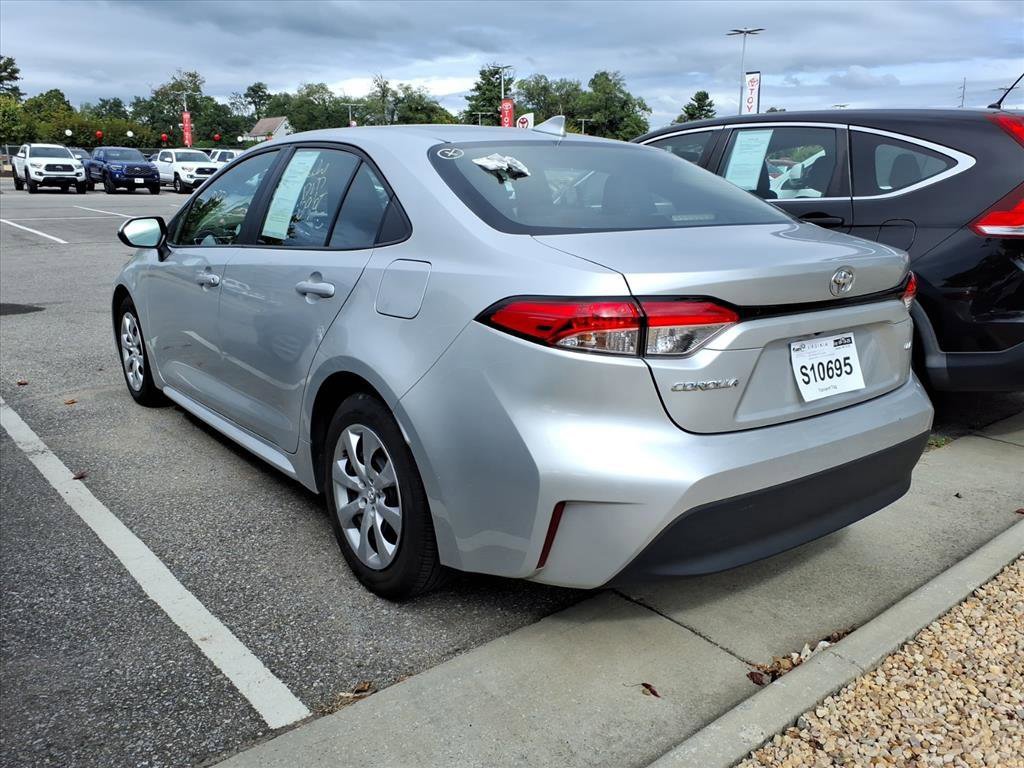 2024 Toyota Corolla LE photo 3