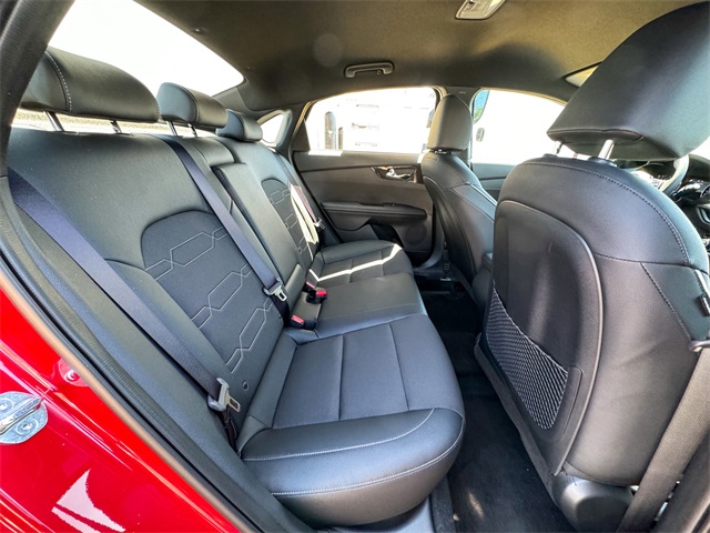 2024 Kia Forte GT-Line photo 17