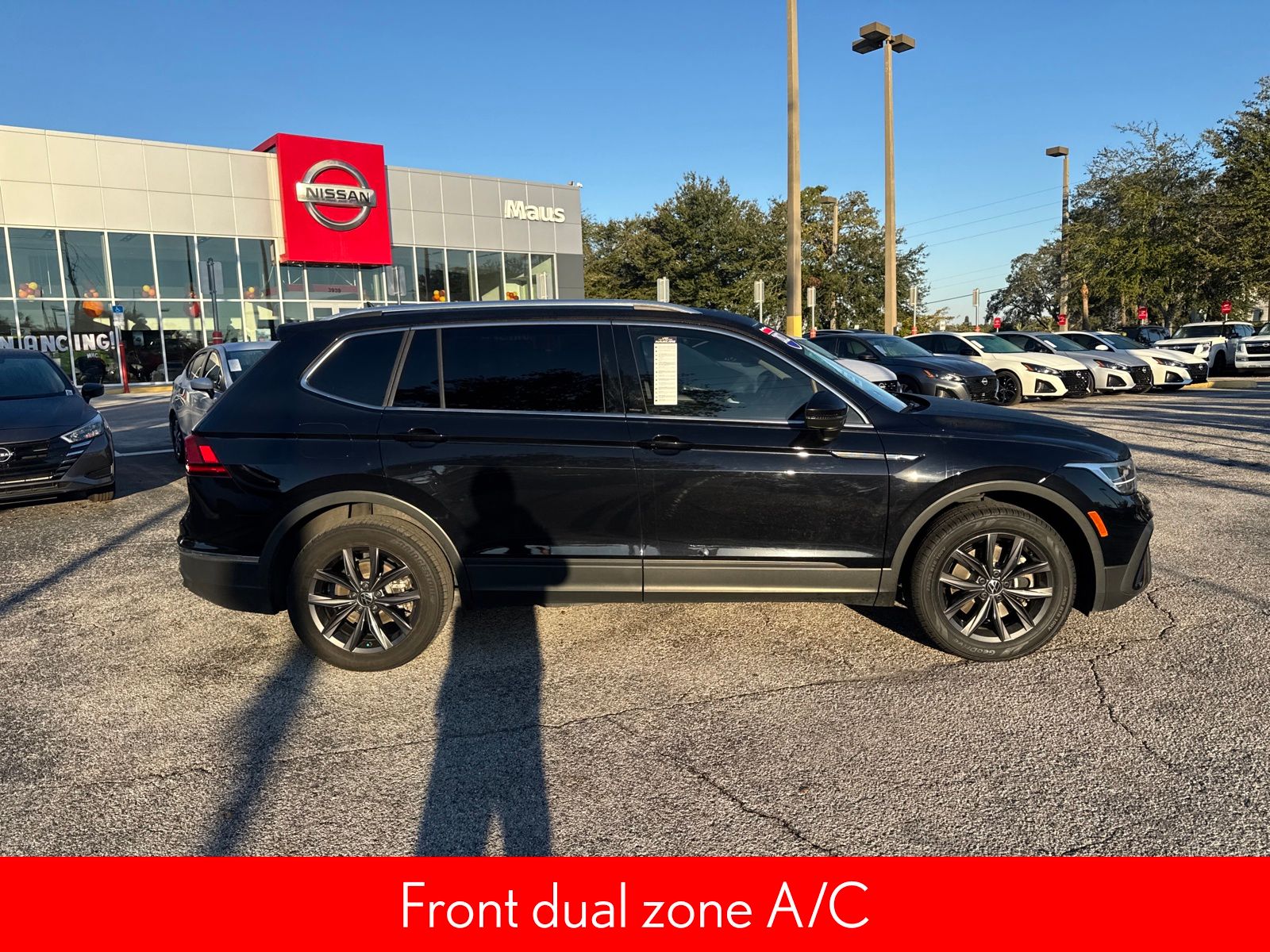 2022 Volkswagen Tiguan SE photo 4