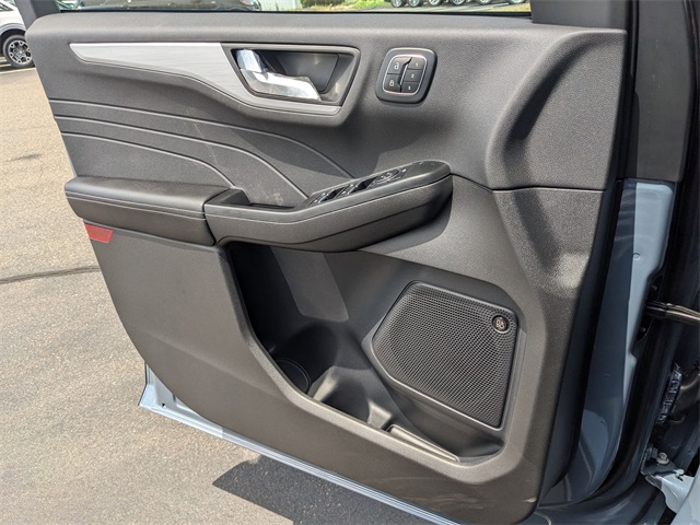2025 Ford Escape Plug-In Hybrid photo 19