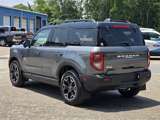 2025 Ford Bronco Sport Outer Banks photo 17
