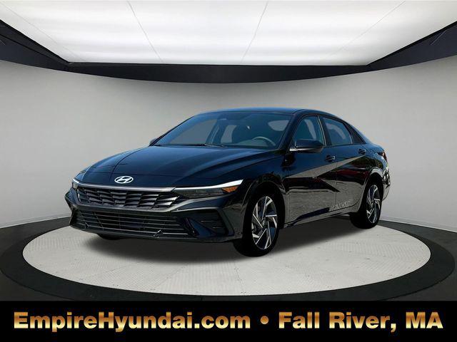 2025 Hyundai Elantra SEL's photo