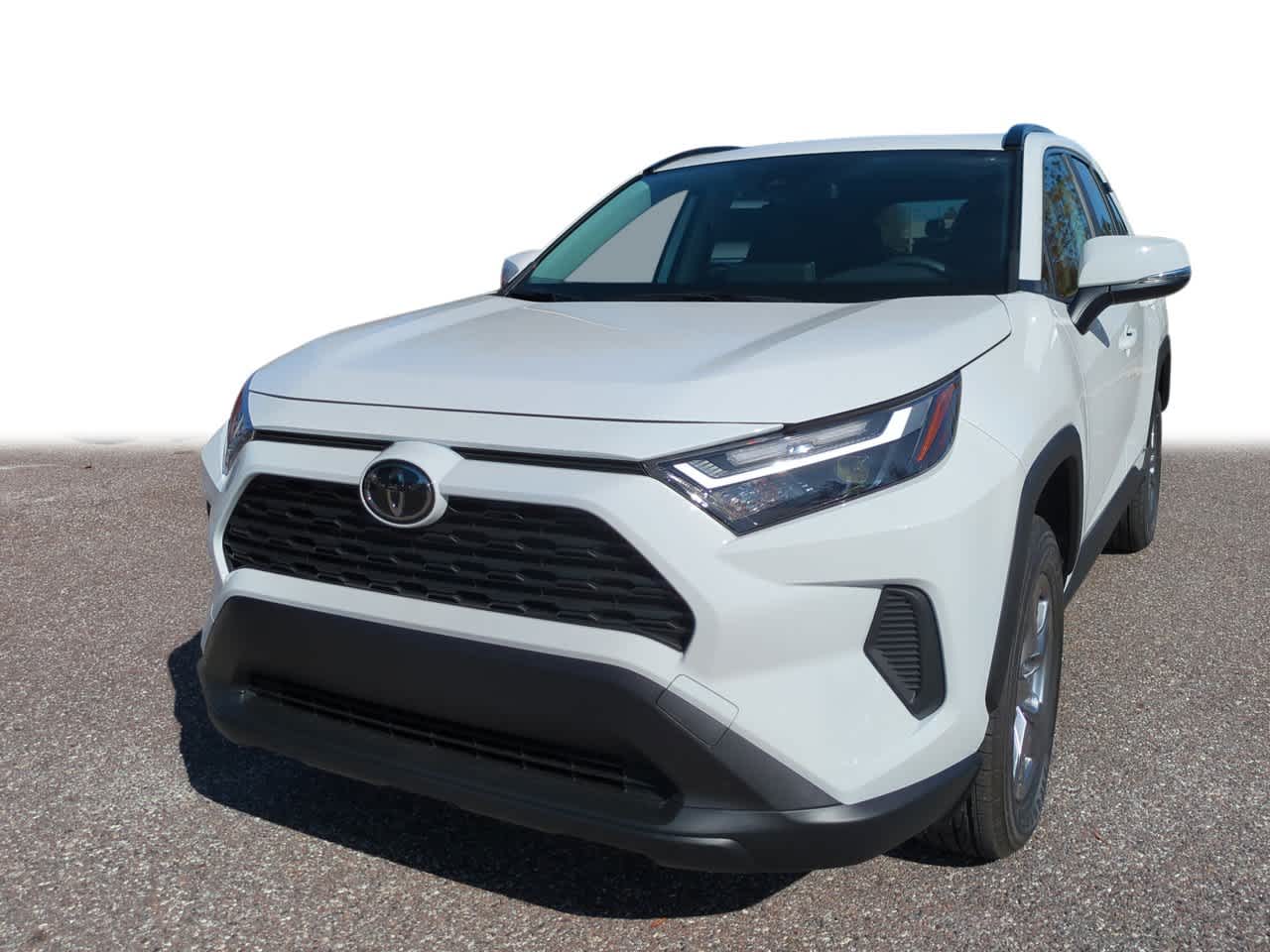 2025 Toyota RAV4 XLE's photo