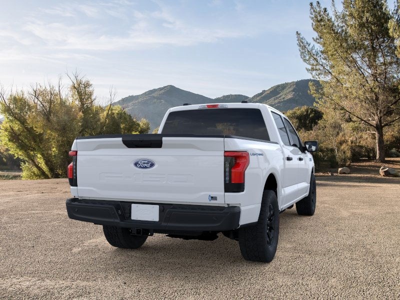 2024 Ford F-150 Lightning photo 6