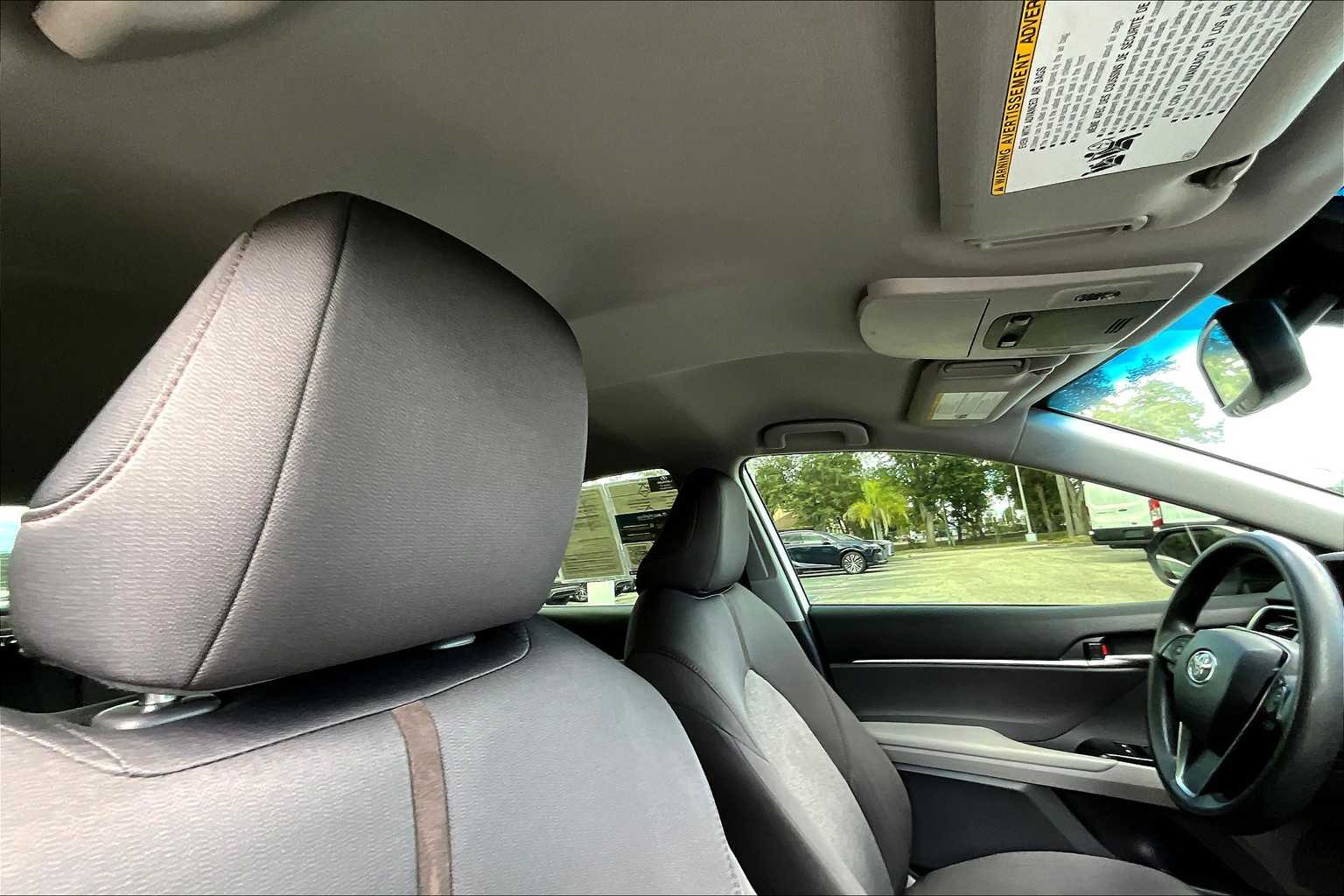 2018 Toyota Camry XLE XSE photo 13