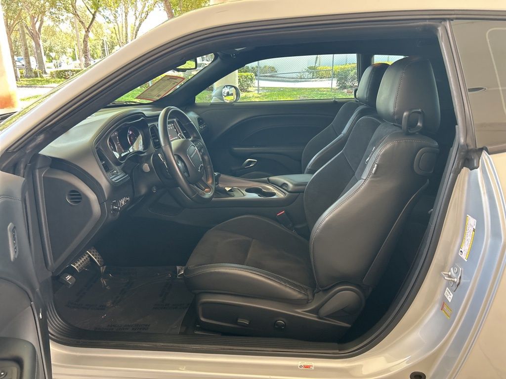 2023 Dodge Challenger R/T Scat Pack photo 4