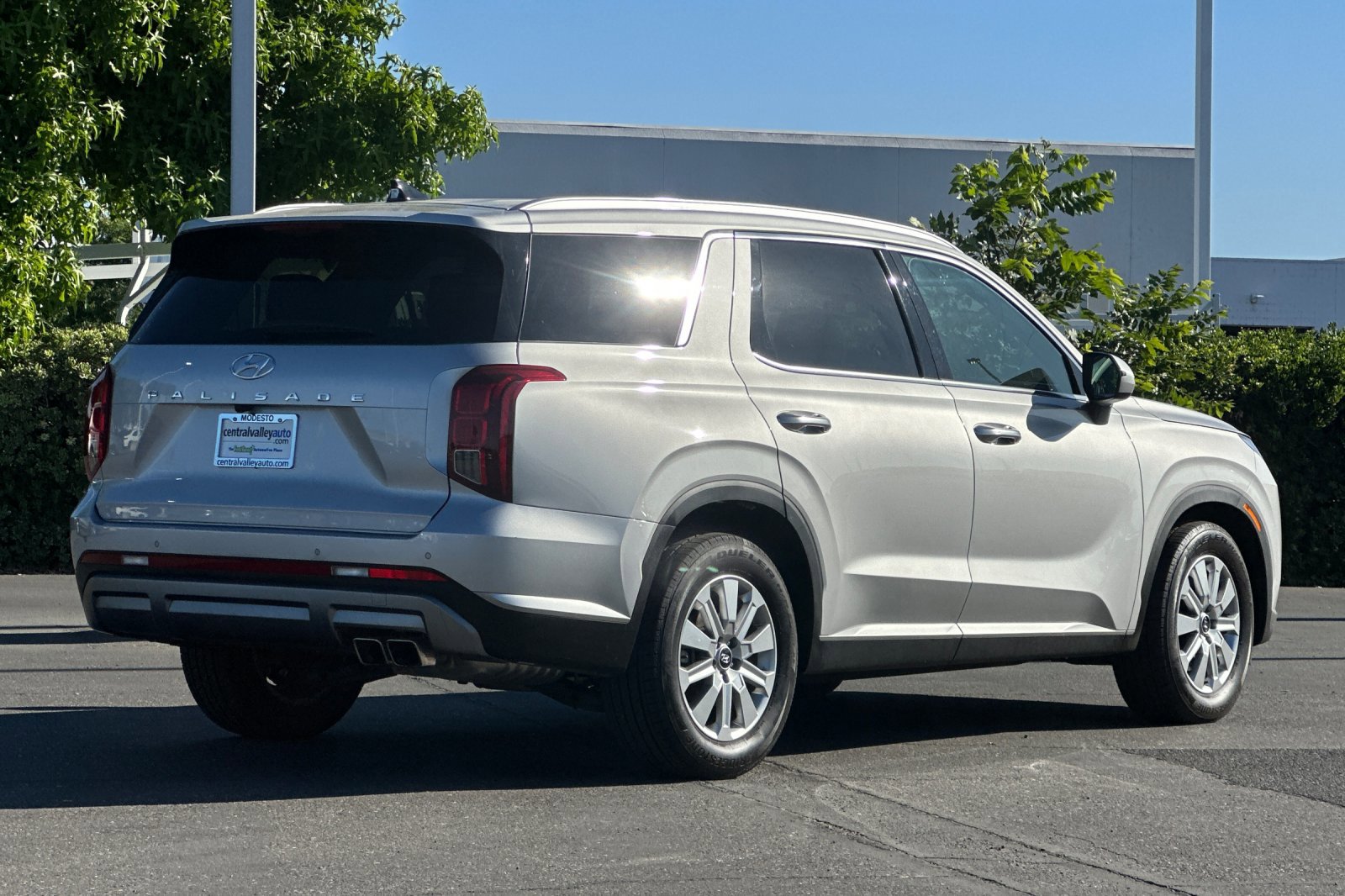 2025 Hyundai Palisade SEL photo 4