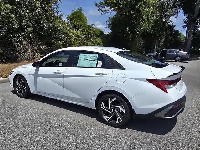 2025 Hyundai Elantra Hybrid SEL Sport photo 6