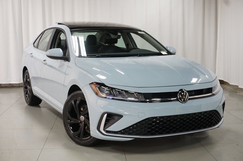 2025 Volkswagen Jetta 1.5T SE photo 4
