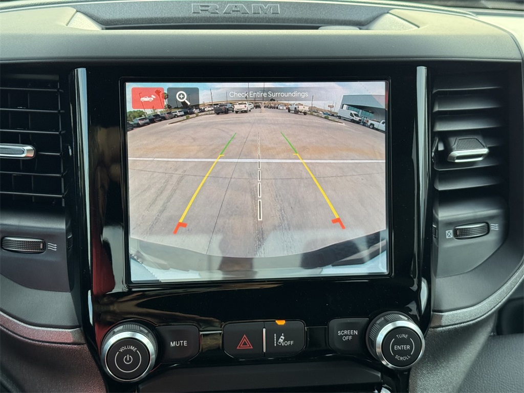 2025 Ram 1500 Tradesman photo 16