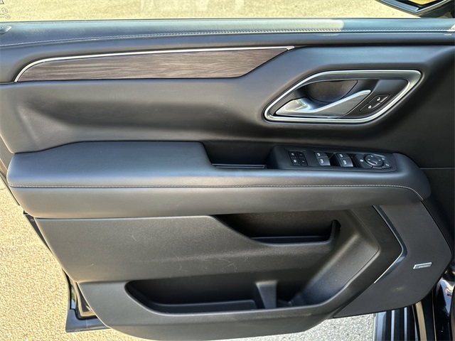 2023 Chevrolet Tahoe LT photo 10