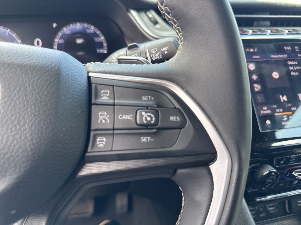 2023 Jeep Grand Cherokee Altitude photo 8