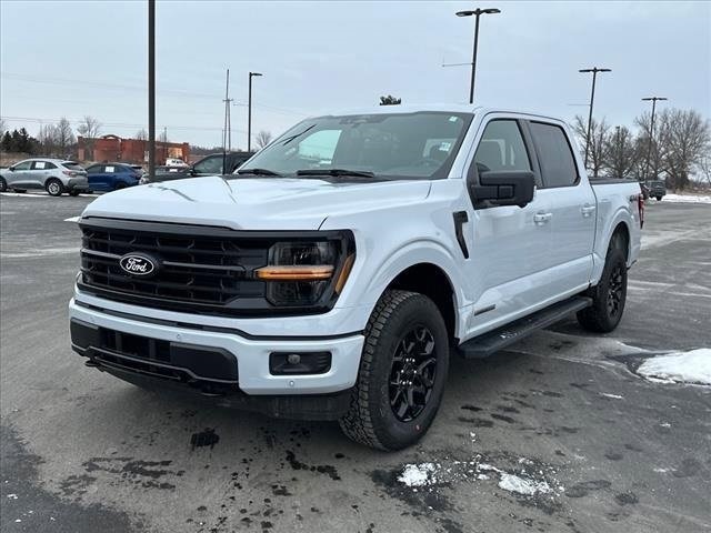 2025 Ford F-150 XLT photo 3