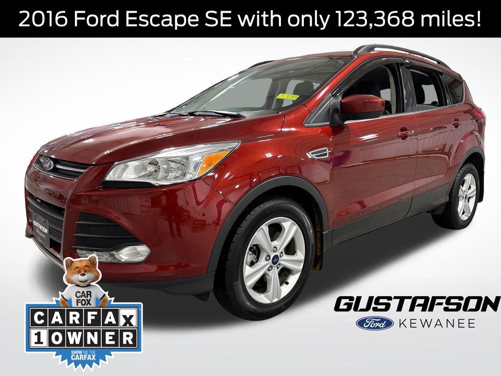 2016 Ford Escape SE's photo