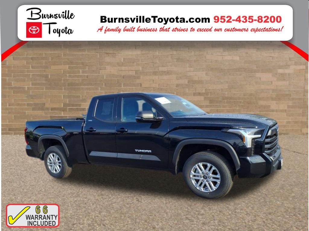 2023 Toyota Tundra SR5's photo