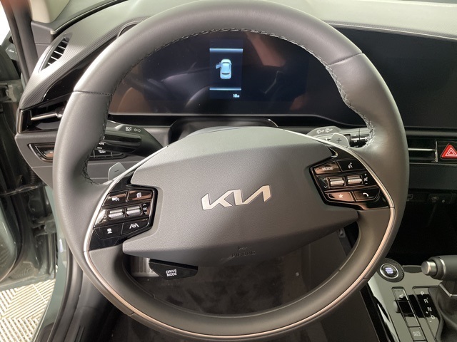 2025 Kia Niro EX Touring photo 19