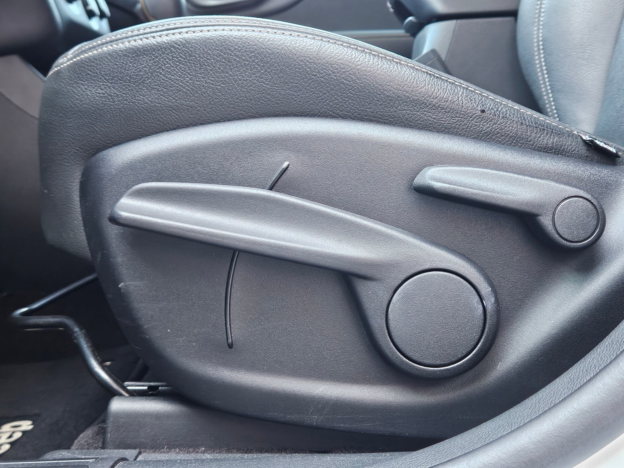 2018 Jeep Cherokee Latitude photo 18