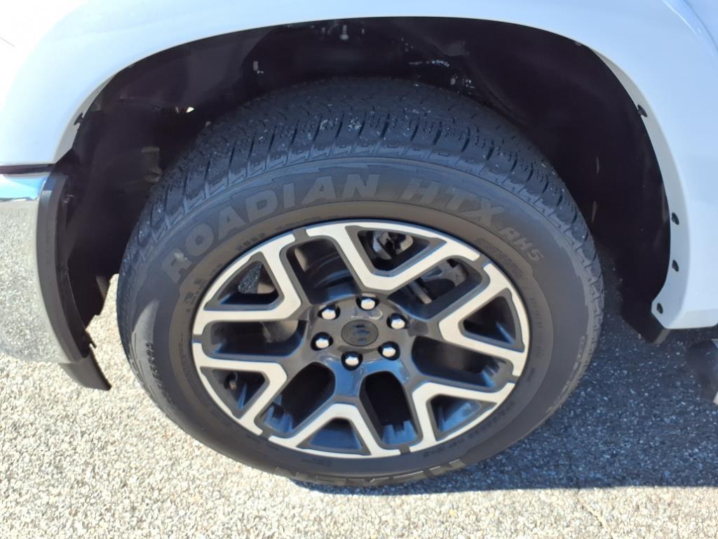 2025 Ram 1500 Laramie photo 10