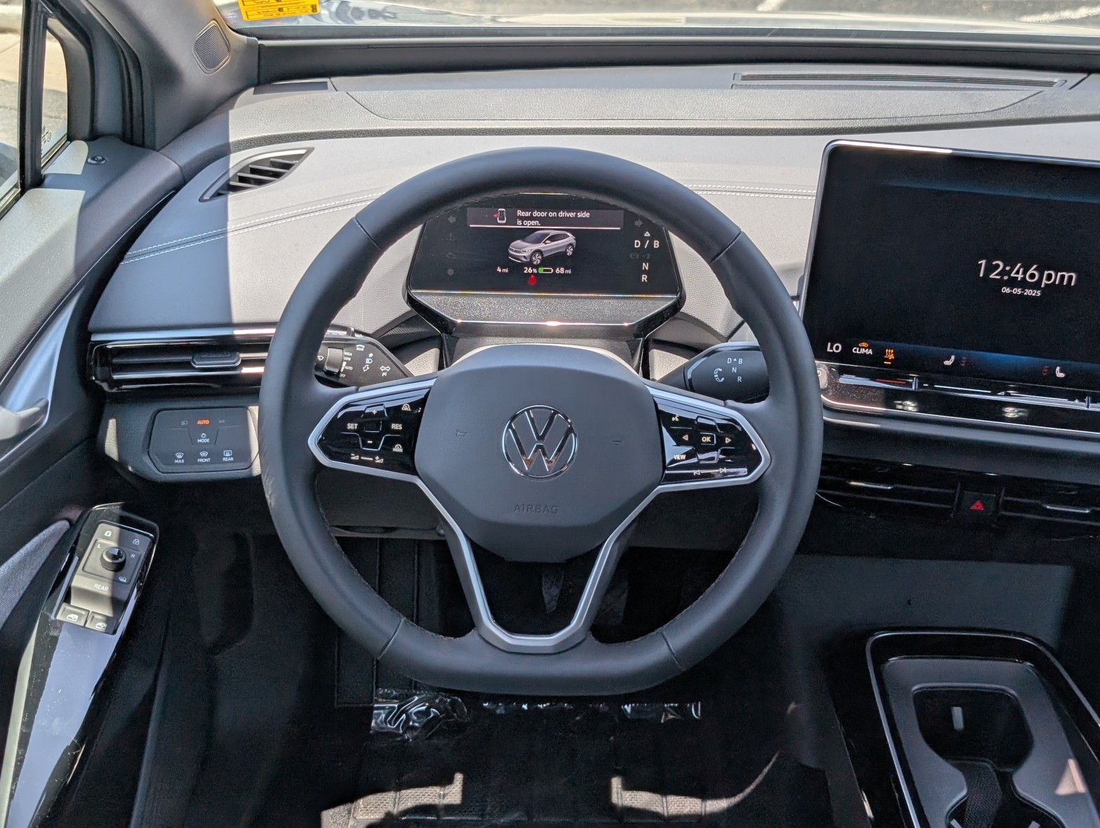 New 2025 Silver Mist Metallic Volkswagen Pro image 25