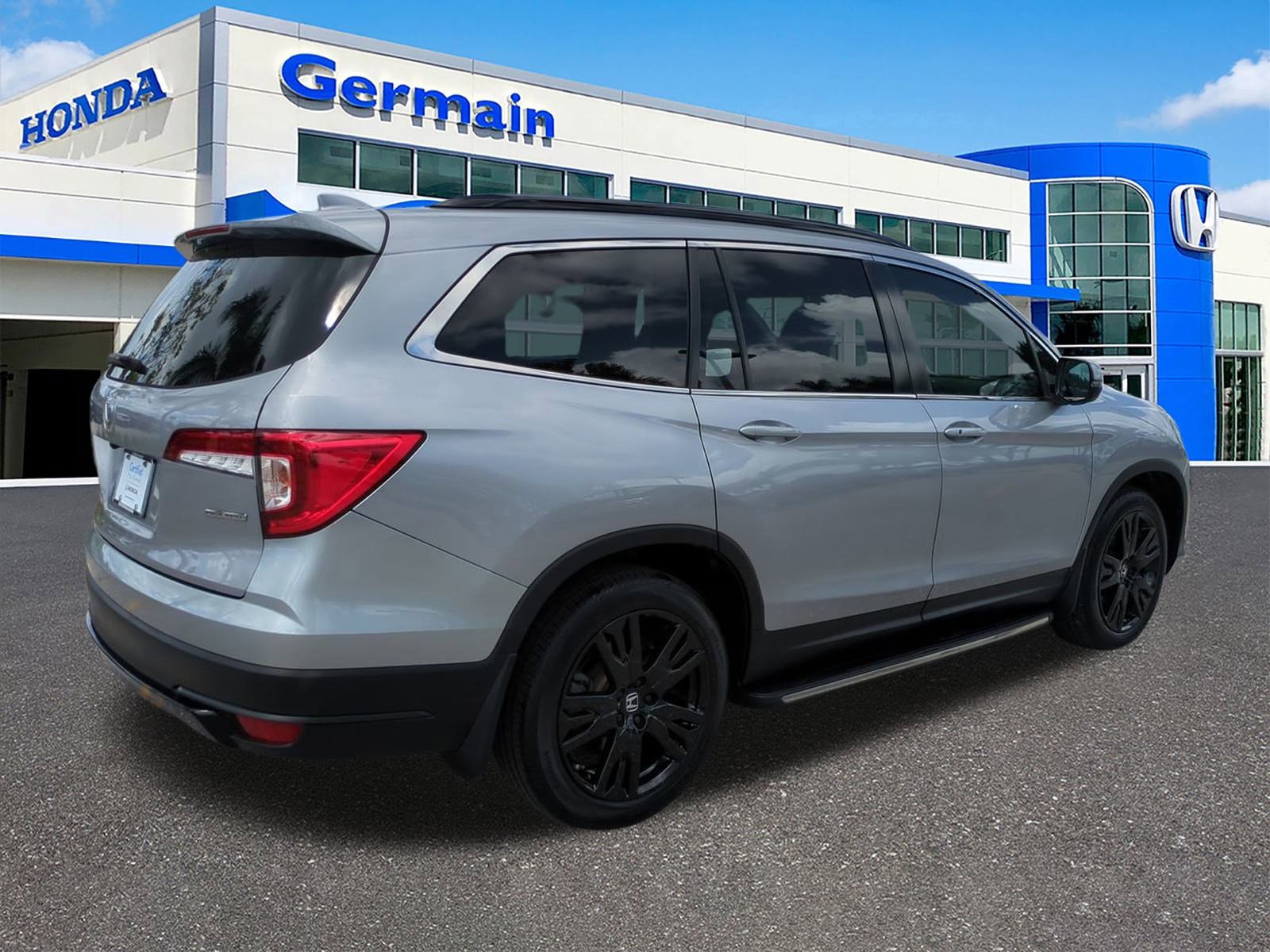 2022 Honda Pilot Special Edition photo 3