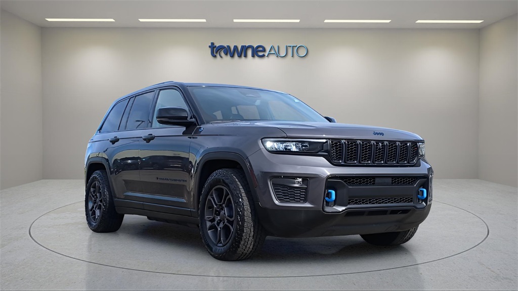 2023 Jeep Grand Cherokee Trailhawk 4xe photo 6