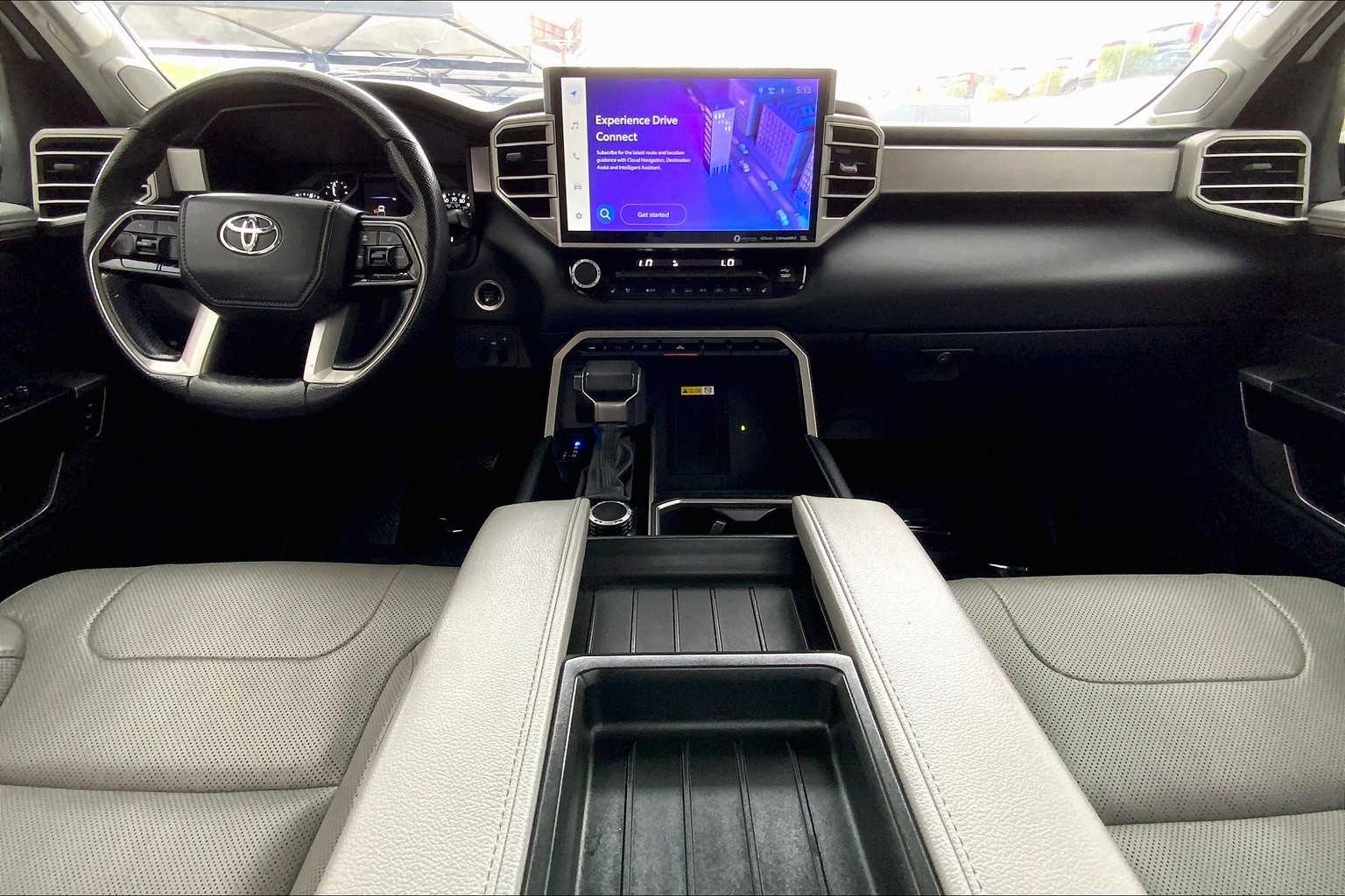 2023 Toyota Tundra Limited CrewMax photo 13
