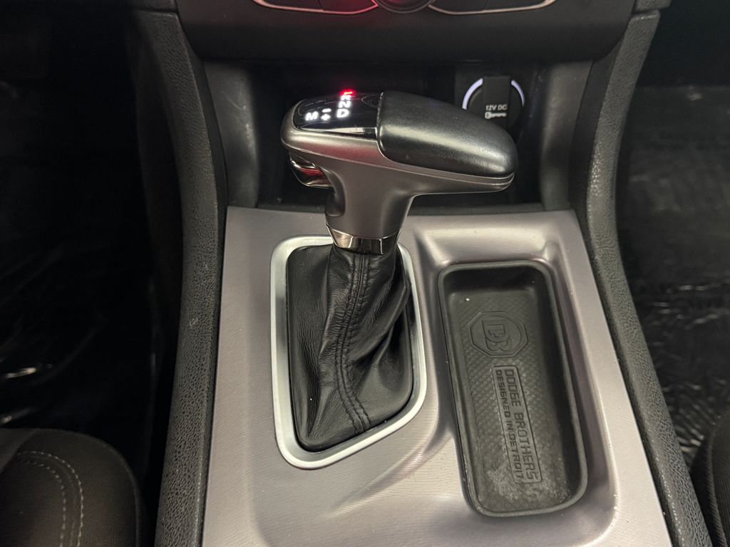 2021 Dodge Charger R/T photo 25