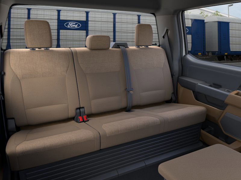 2026 Ford F-350 XLT photo 9