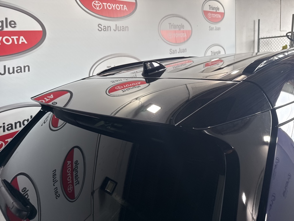 2025 Toyota RAV4 Hybrid XSE photo 16