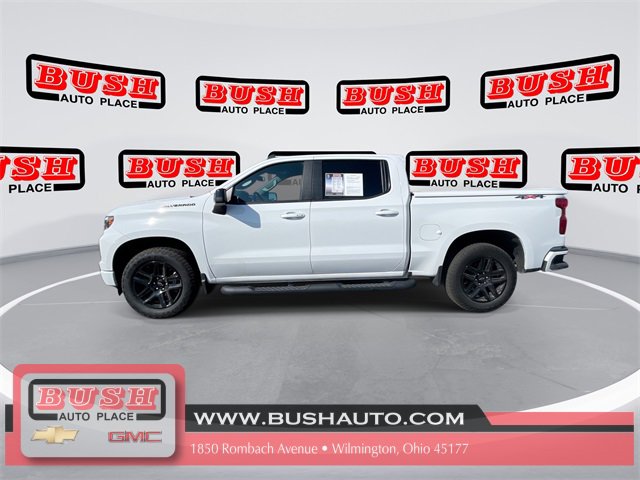 2023 Chevrolet Silverado 1500 RST photo 3