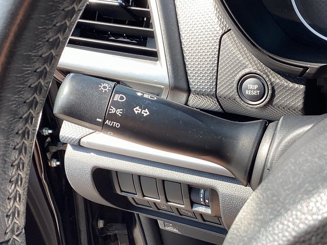 2020 Subaru Forester Premium photo 18