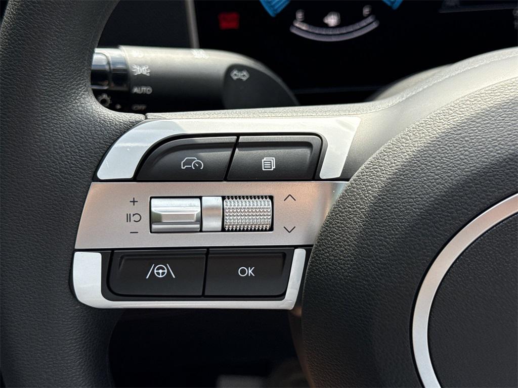 2026 Hyundai Santa Cruz SEL photo 14