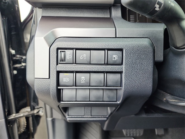 2025 Toyota 4Runner SR5 4WD photo 23