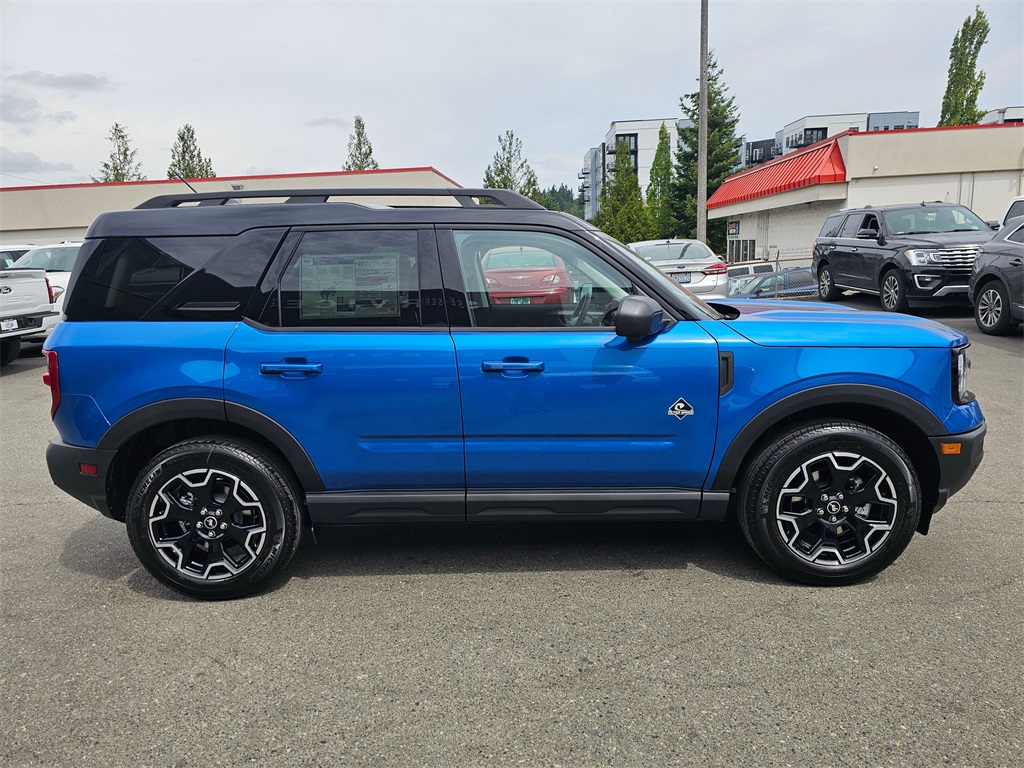 2025 Ford Bronco Sport Outer Banks photo 8