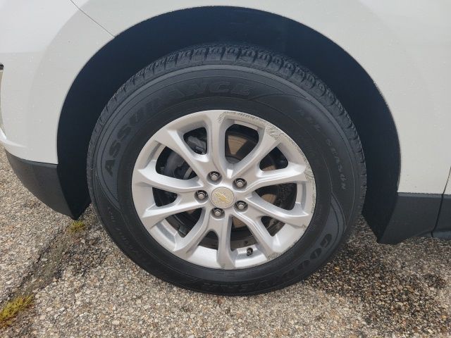 2019 Chevrolet Equinox LS photo 9